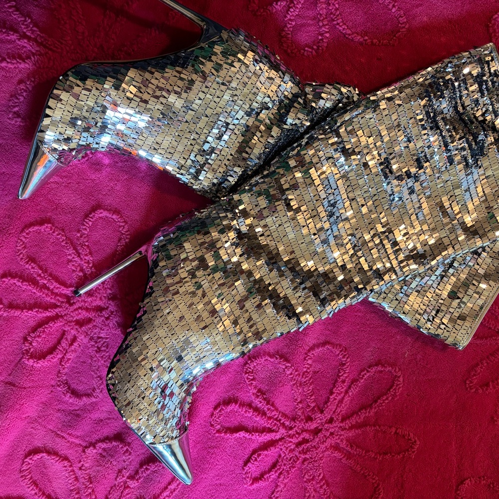 Silver Boot used